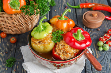 Peppers stuffed with rice and meat