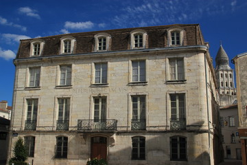 Fototapeta na wymiar Ancienne mairie de Périgueux.
