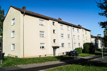 Mehrfamilienhaus