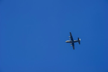  青空と飛行機 