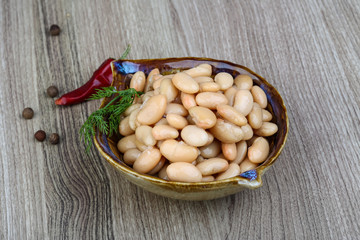 Canned white beans