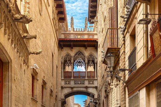 Carrer del Bisbe in Barcelona Gothic quarter, Spain