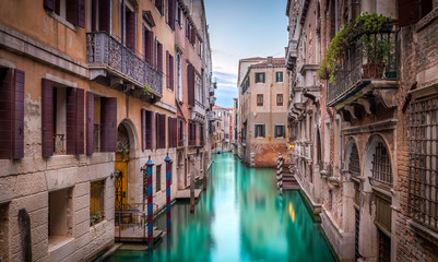 Narrow canal in Venice - 92689664