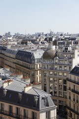 Paysage urbain à Paris, vue depuis le toit des Galeries Lafayette