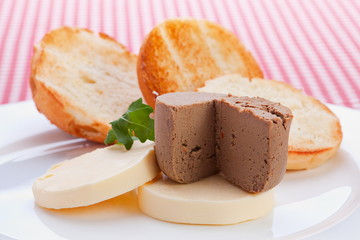 Liver pate with butter
