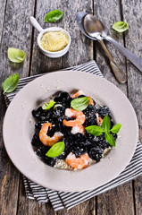 Black pasta