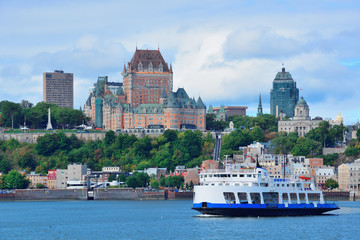 Naklejka premium Quebec City skyline