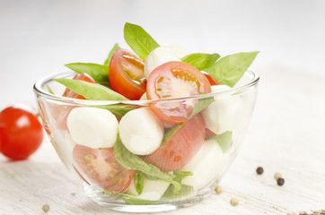  Salad Caprese and bread