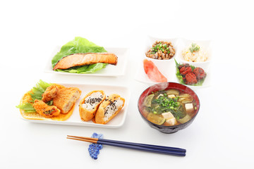 おいしそうな和風朝食