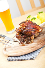 bayrische Schweinshaxe