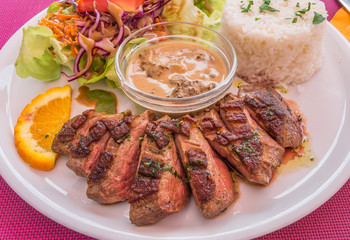 émincé de magret de canard aux morilles 