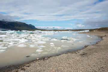 Fototapeta na wymiar Fjallsarlon Glacier Lagoon, Iceland
