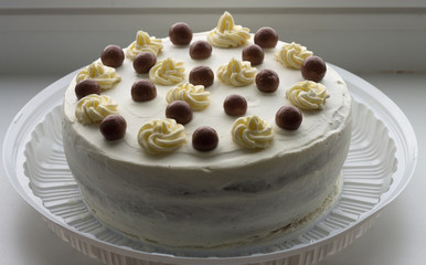 торт со сливочным кремом