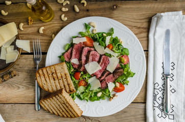 Rump steak with spicy herb butter