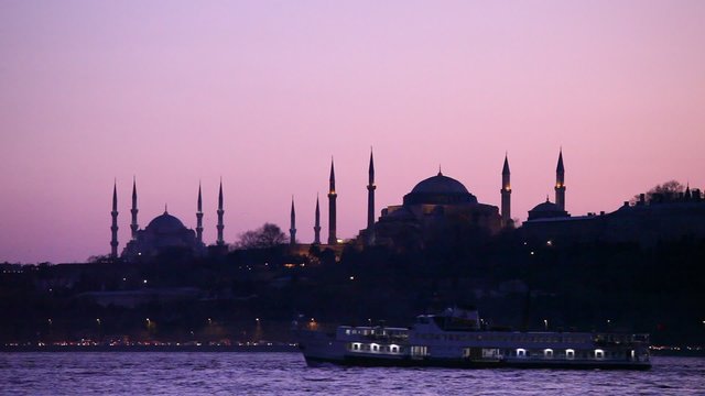 The Bosphorus. Istanbl, Turkey