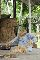 Puppets made โ€โ€of straw