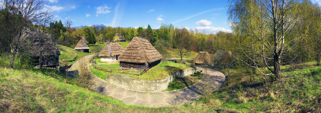Spring in Pyrohiv