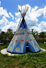 Sunny day with Indian Tent (Wignam) © wawakl