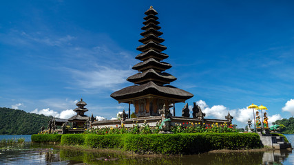Fototapeta na wymiar Ulun Danu temple complex at Lake Bratan in Bedugul, Bali, Indonesia.