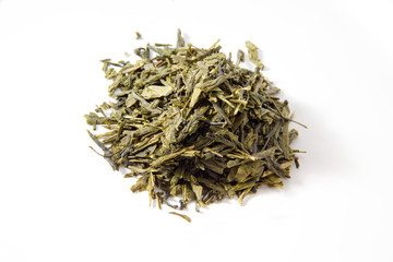 Japanischer Sencha Tee, weisser Untergrund