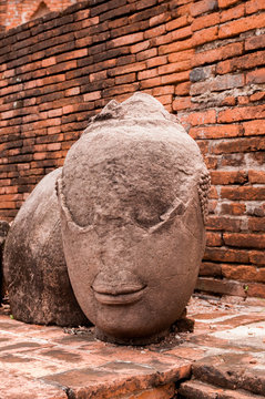head of image of Buddha at Ayutaya