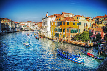 Fototapeta na wymiar boats in Venice Grand Canal