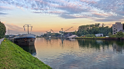 Der Rhein-Herne-Kanal bei Castrop-Rauxel.