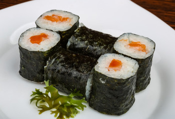 Salmon roll