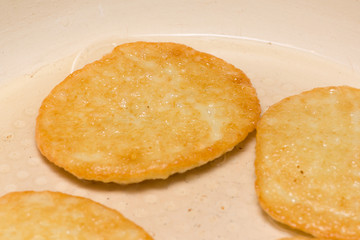 preparation of potato hash browns