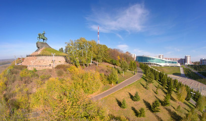 Fototapeta na wymiar aerial view on Ufa with Salavat Yulaev monument