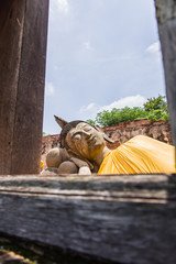  The ancient Buddha over 500 years is full of spirit and attractive for Thai people to worship at Putthaisawan temple
