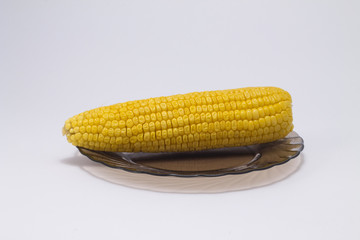 Вареная кукуруза.