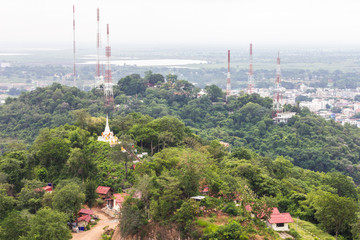 Obraz premium High telecommunications tower