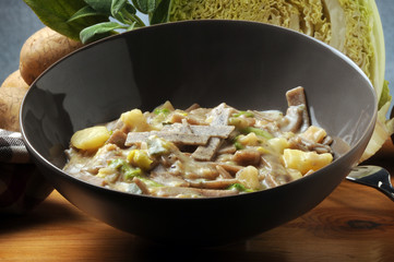 ピッツォッケリ Pizzoccheri بيزوكري Пиццокери Valtellina Піццокері 피초케리 Cucina italiana 