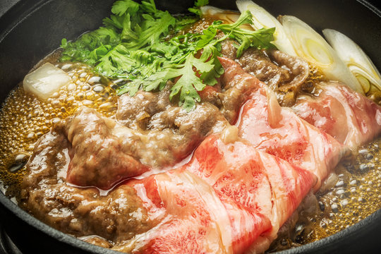 高級和牛ですき焼き Sukiyaki of high-quality Japane beef