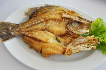 sea bass fried  fish sauce 