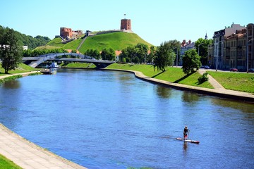 Naklejka premium Vilnius city Neris river and Gediminas castle view