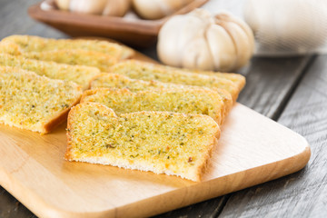 crispy bread garlic