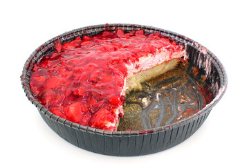 Strawberry flan with cut pieces