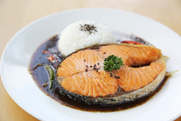 salmon black paper with rice