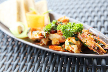 sizzling chilli shrimps