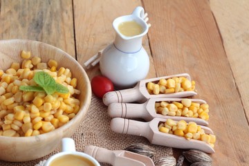 Corn milk and fresh sweet corn