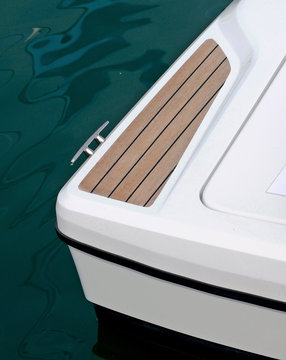 Bollard of a motorboat 