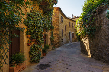 Fototapeta na wymiar The streets of the beautiful medieval town of Castelmuzio, Italy