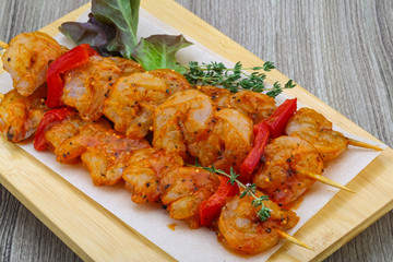 Raw prawn skewer