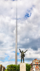 Obraz na płótnie Canvas Statue of Jim Larkin and the Spire of Dublin - Ireland