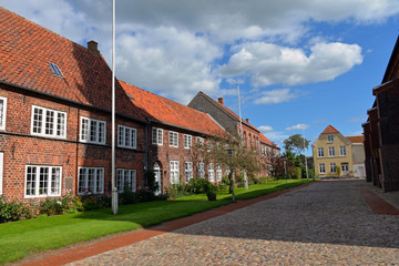 Häuserzeile am Kirchplatz in Töndern