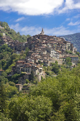 Fototapeta na wymiar the beautiful village of Apricale, near Sanremo, Liguria, Italy