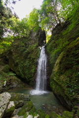Fototapeta premium 高知県大豊町 竜王の滝