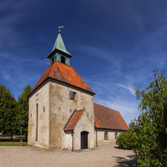 Fototapeta na wymiar Loberod castle church